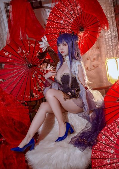 老板调教秘书小蕊