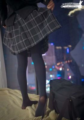《妈妈的庭院》电视剧