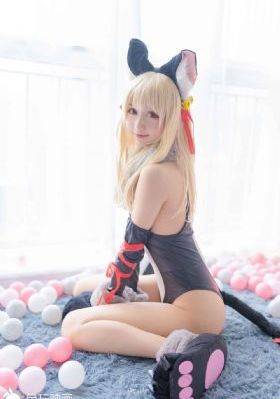 丰满老师