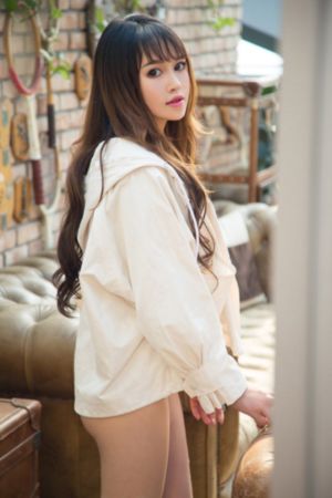 女朋友的母亲完整视频带翻译