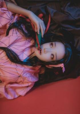 嗯灬啊老师别揉我奶了啊国产剧情