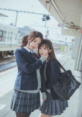 裴总每天都想父凭子贵